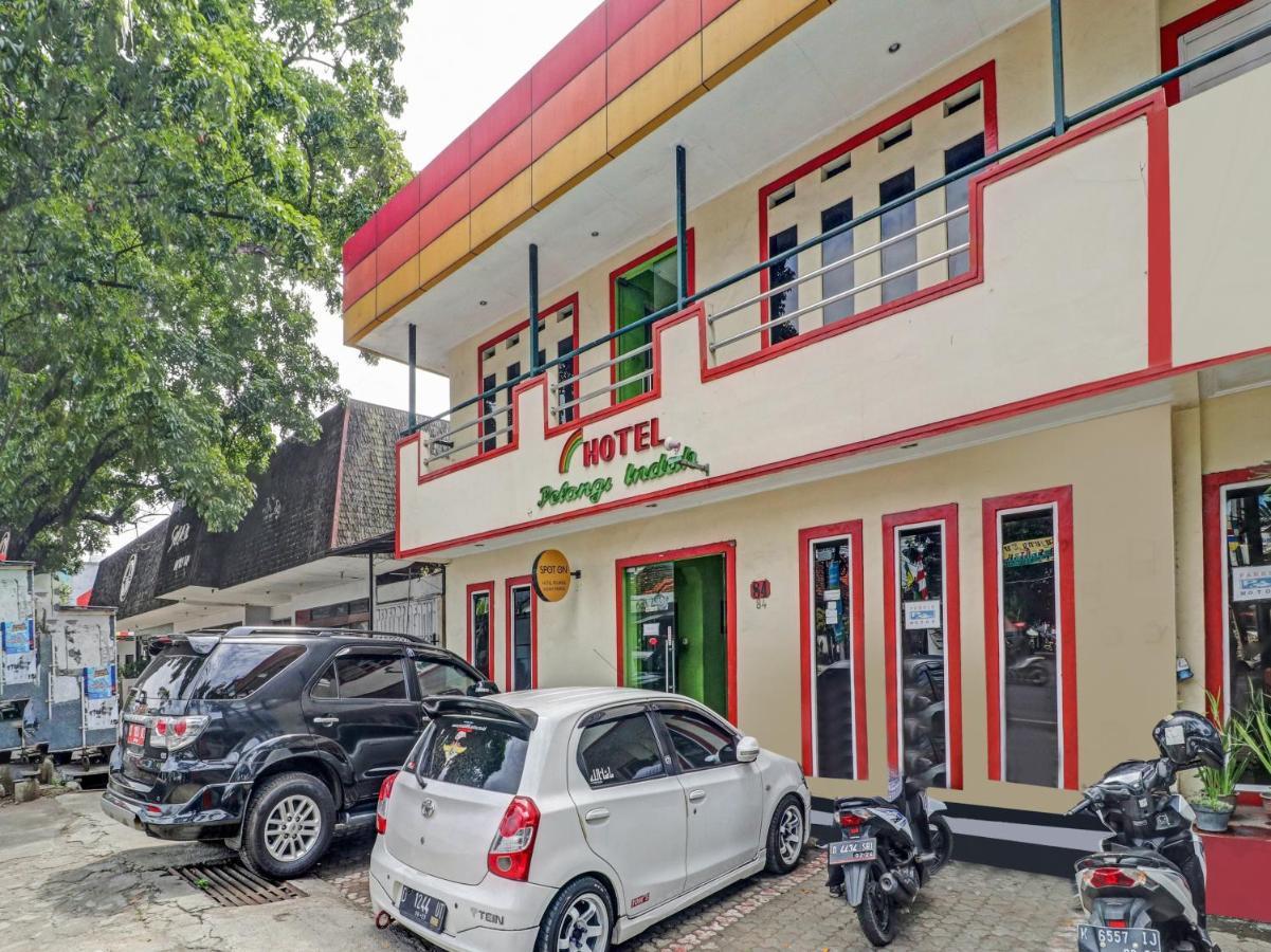Spot On 90632 Hotel Pelangi Indah Paskal バンドゥン エクステリア 写真