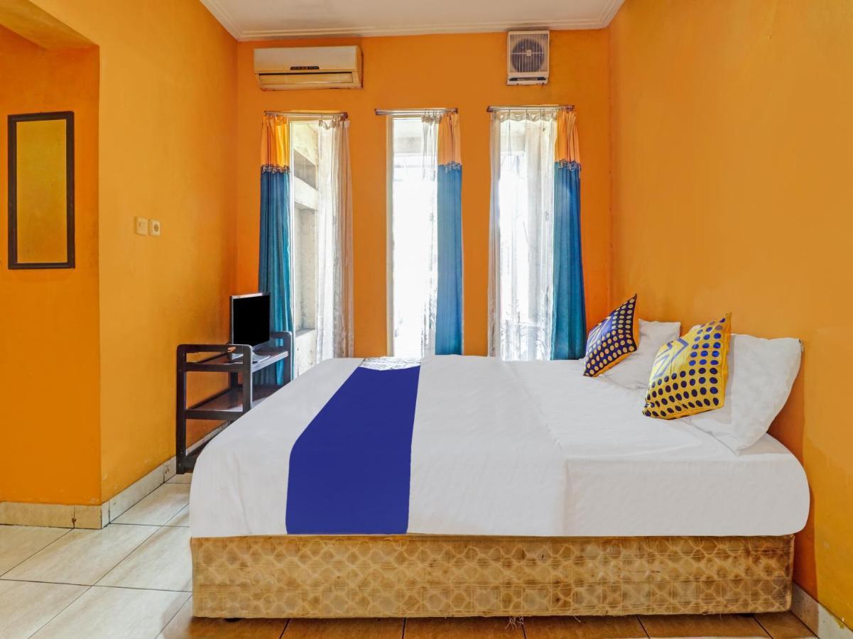 Spot On 90632 Hotel Pelangi Indah Paskal バンドゥン エクステリア 写真