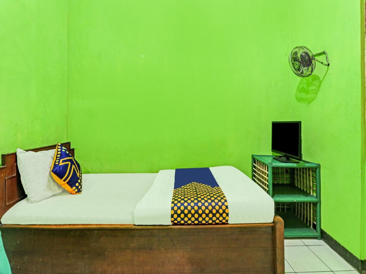 Spot On 90632 Hotel Pelangi Indah Paskal バンドゥン エクステリア 写真